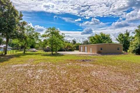 House in Altamonte Springs, Florida 5 bedrooms, 323.49 sq.m. № 2101091 - photo 6