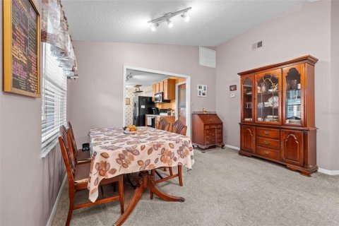 House in Lakeland, Florida 2 bedrooms, 105.17 sq.m. № 1901567 - photo 10