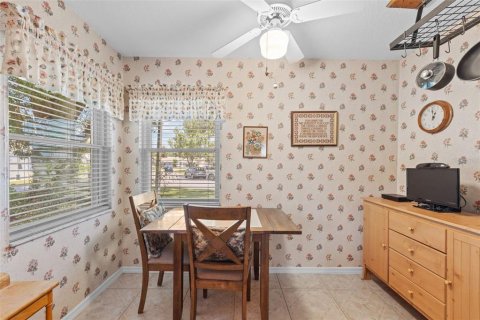 House in Lakeland, Florida 2 bedrooms, 105.17 sq.m. № 1901567 - photo 15