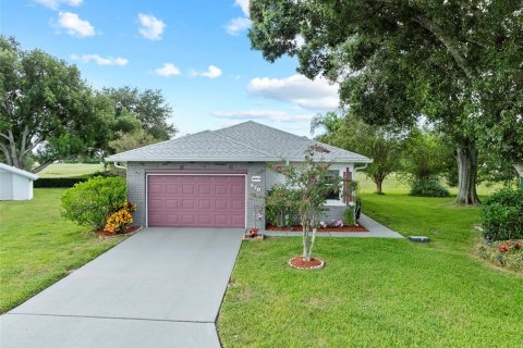 House in Lakeland, Florida 2 bedrooms, 105.17 sq.m. № 1901567 - photo 1