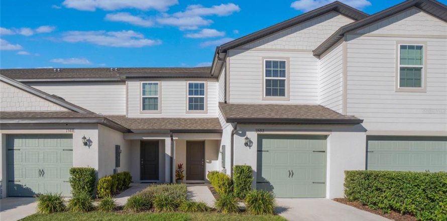 Townhouse in Tavares, Florida 3 bedrooms, 166.95 sq.m. № 1511322