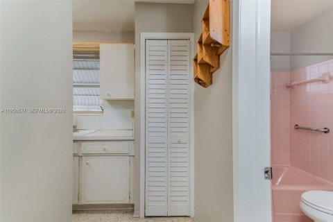 Снять в аренду кондоминиум в Холливуд, Флорида 1 спальня, 55м2, № 2008290 - фото 14