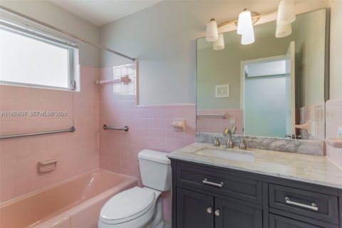 Снять в аренду кондоминиум в Холливуд, Флорида 1 спальня, 55м2, № 2008290 - фото 15