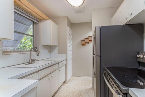 Снять в аренду кондоминиум в Холливуд, Флорида 1 спальня, 55м2, № 2008290 - фото 9