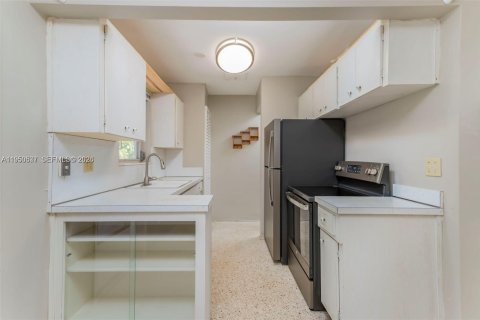 Снять в аренду кондоминиум в Холливуд, Флорида 1 спальня, 55м2, № 2008290 - фото 7