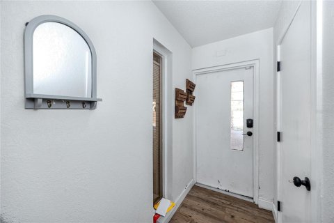 Commercial property in Saint Petersburg, Florida 338.26 sq.m. № 2092562 - photo 23