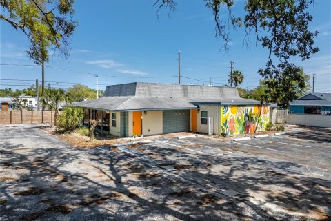 Commercial property in Saint Petersburg, Florida 338.26 sq.m. № 2092562 - photo 3
