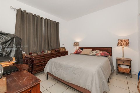 Commercial property in Miami, Florida 137.4 sq.m. № 1965378 - photo 29