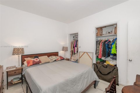 Commercial property in Miami, Florida 137.4 sq.m. № 1965378 - photo 30