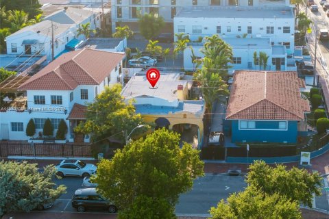 Commercial property in Miami, Florida 137.4 sq.m. № 1965378 - photo 3