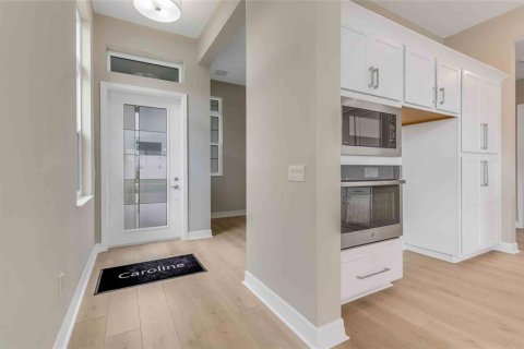 Casa en venta en DeLand, Florida, 3 dormitorios, 160.16 m2 № 2151402 - foto 4