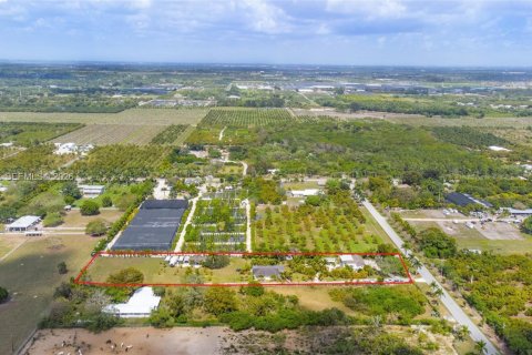 House in Homestead, Florida 5 bedrooms, 314.1 sq.m. № 2044643 - photo 2