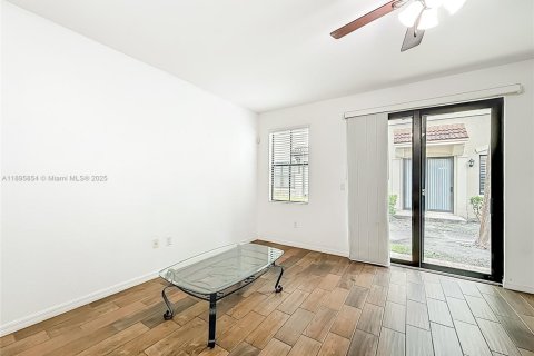 Купить таунхаус в Помпано-Бич, Флорида 3 спальни, 131.92м2, № 1951914 - фото 19