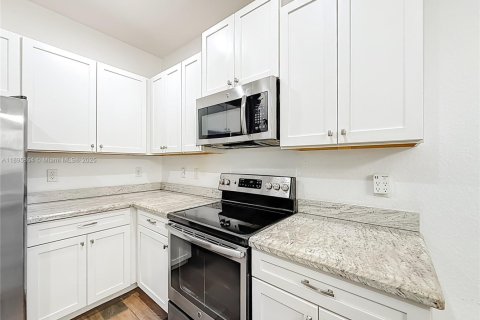 Купить таунхаус в Помпано-Бич, Флорида 3 спальни, 131.92м2, № 1951914 - фото 12