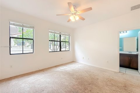 Купить таунхаус в Помпано-Бич, Флорида 3 спальни, 131.92м2, № 1951914 - фото 29