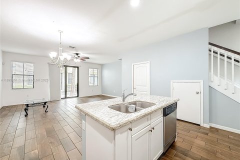 Купить таунхаус в Помпано-Бич, Флорида 3 спальни, 131.92м2, № 1951914 - фото 11