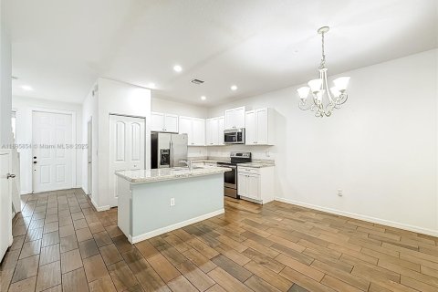 Купить таунхаус в Помпано-Бич, Флорида 3 спальни, 131.92м2, № 1951914 - фото 15