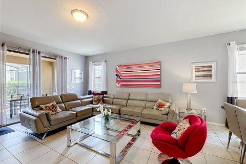Villa ou maison à vendre à Davenport, Floride: 7 chambres, 296.08 m2 № 2322466 - photo 17