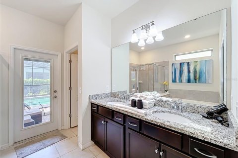 Villa ou maison à vendre à Davenport, Floride: 7 chambres, 296.08 m2 № 2322466 - photo 28