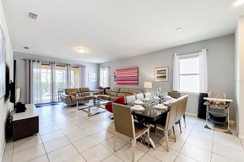 Villa ou maison à vendre à Davenport, Floride: 7 chambres, 296.08 m2 № 2322466 - photo 14