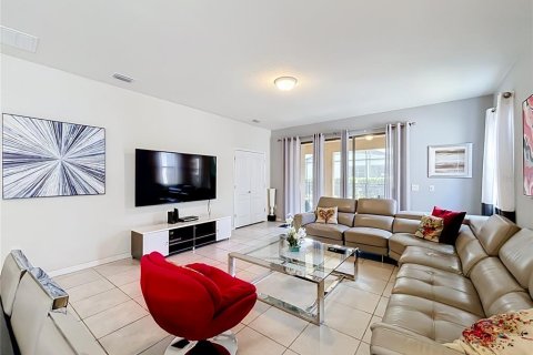 Villa ou maison à vendre à Davenport, Floride: 7 chambres, 296.08 m2 № 2322466 - photo 16