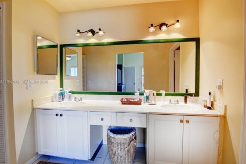 Купить кондоминиум в Бойнтон-Бич, Флорида 2 спальни, 124.02м2, № 2011835 - фото 19