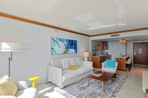 Condominio en alquiler en Miami Beach, Florida, 1 dormitorio, 71.72 m2 № 1923085 - foto 14