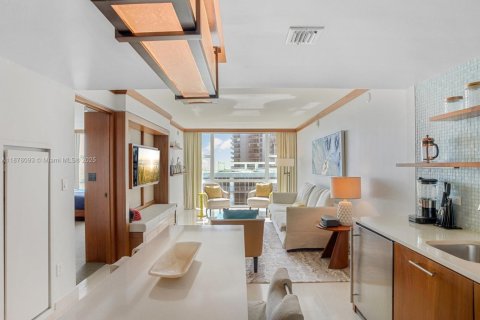 Condominio en alquiler en Miami Beach, Florida, 1 dormitorio, 71.72 m2 № 1923085 - foto 7