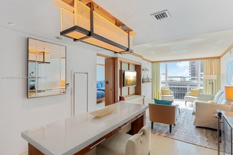 Condominio en alquiler en Miami Beach, Florida, 1 dormitorio, 71.72 m2 № 1923085 - foto 4