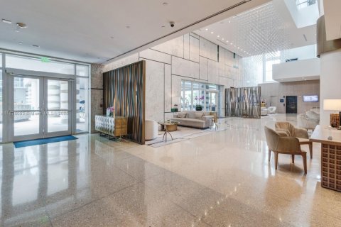 Condominio en alquiler en Miami Beach, Florida, 1 dormitorio, 71.72 m2 № 1923085 - foto 1