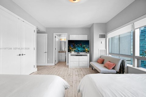 Condo in Miami, Florida, 2 bedrooms  № 2041048 - photo 22