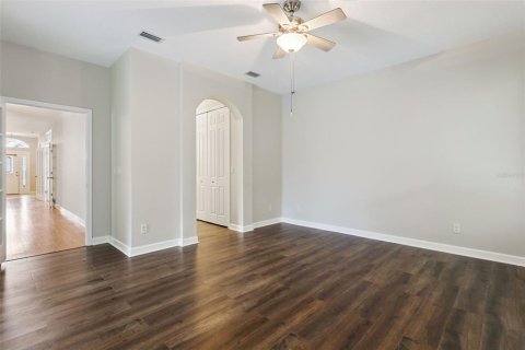 House in Mount Dora, Florida 3 bedrooms, 169.83 sq.m. № 2217018 - photo 22