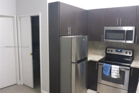 Copropriété à vendre à Miami Lakes, Floride: 1 chambre, 65.03 m2 № 2414809 - photo 11