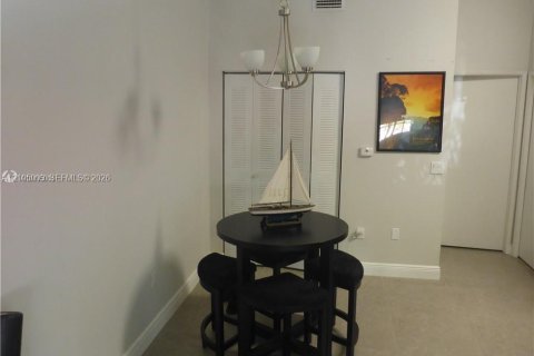 Copropriété à vendre à Miami Lakes, Floride: 1 chambre, 65.03 m2 № 2414809 - photo 10
