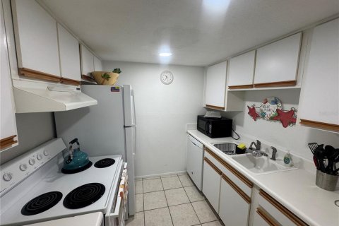 Copropriété à vendre à Saint Petersburg, Floride: 1 chambre, 73.11 m2 № 1395313 - photo 11