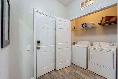 Condo in Orlando, Florida, 2 bedrooms № 2239651 - photo 29