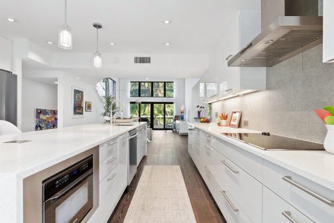 Touwnhouse à vendre à Sarasota, Floride: 3 chambres, 202.16 m2 № 1642514 - photo 12