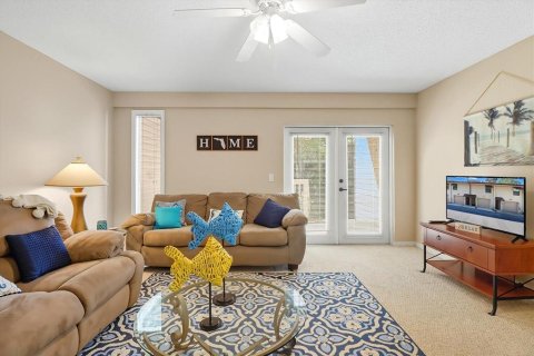 Adosado en venta en Homosassa, Florida, 2 dormitorios, 111.48 m2 № 2101982 - foto 2