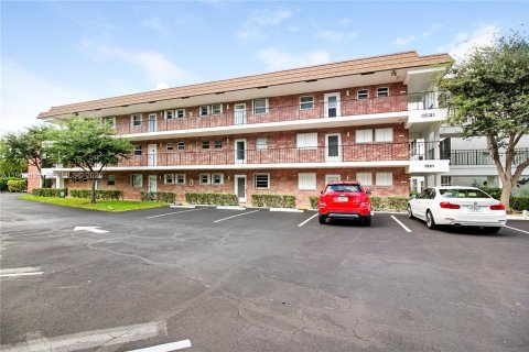 Copropriété à vendre à Lauderdale-by-the-Sea, Floride: 1 chambre, 78.97 m2 № 2025877 - photo 27