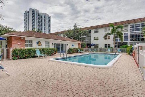 Copropriété à vendre à Lauderdale-by-the-Sea, Floride: 1 chambre, 78.97 m2 № 2025877 - photo 24