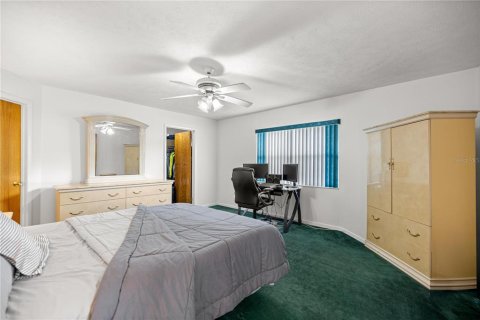 House in Ocala, Florida 3 bedrooms, 166.85 sq.m. № 1759350 - photo 15