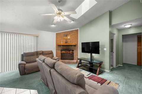 House in Ocala, Florida 3 bedrooms, 166.85 sq.m. № 1759350 - photo 8