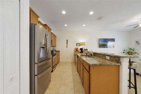 Townhouse in Kissimmee, Florida 4 bedrooms, 176.7 sq.m. № 2377794 - photo 8