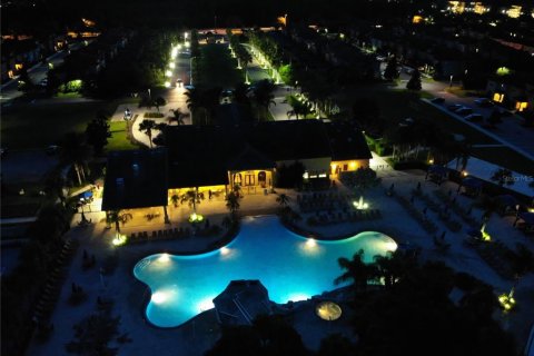 Townhouse in Kissimmee, Florida 4 bedrooms, 176.7 sq.m. № 2377794 - photo 24