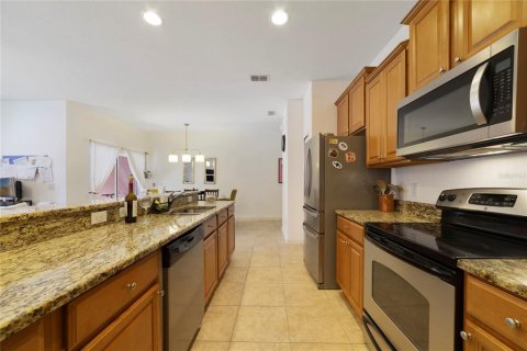 Townhouse in Kissimmee, Florida 4 bedrooms, 176.7 sq.m. № 2377794 - photo 9