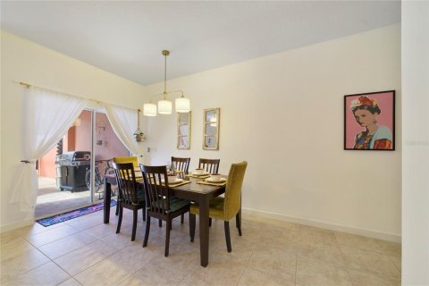 Townhouse in Kissimmee, Florida 4 bedrooms, 176.7 sq.m. № 2377794 - photo 10