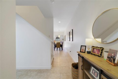 Townhouse in Kissimmee, Florida 4 bedrooms, 176.7 sq.m. № 2377794 - photo 5