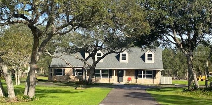 House in Sanford, Florida 4 bedrooms, 255.48 sq.m. № 1780718