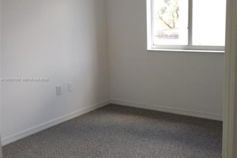 Townhouse in Miami, Florida 3 bedrooms, 134.71 sq.m. № 2067568 - photo 16