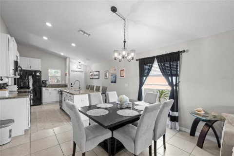 House in Ruskin, Florida 3 bedrooms, 117.06 sq.m. № 1894951 - photo 14